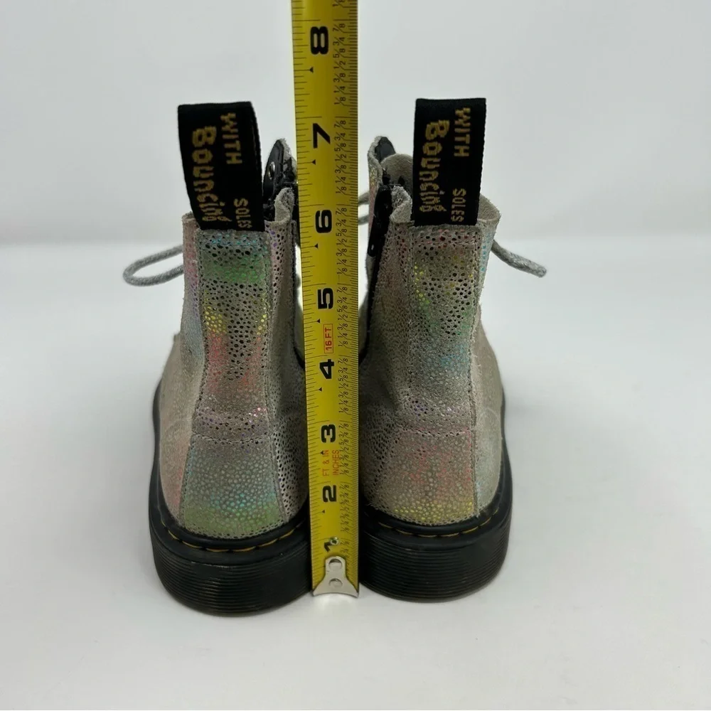 Dr. Martens Pascal White Metallic Rainbow Glitter Lace Up Kids Boots Size 3